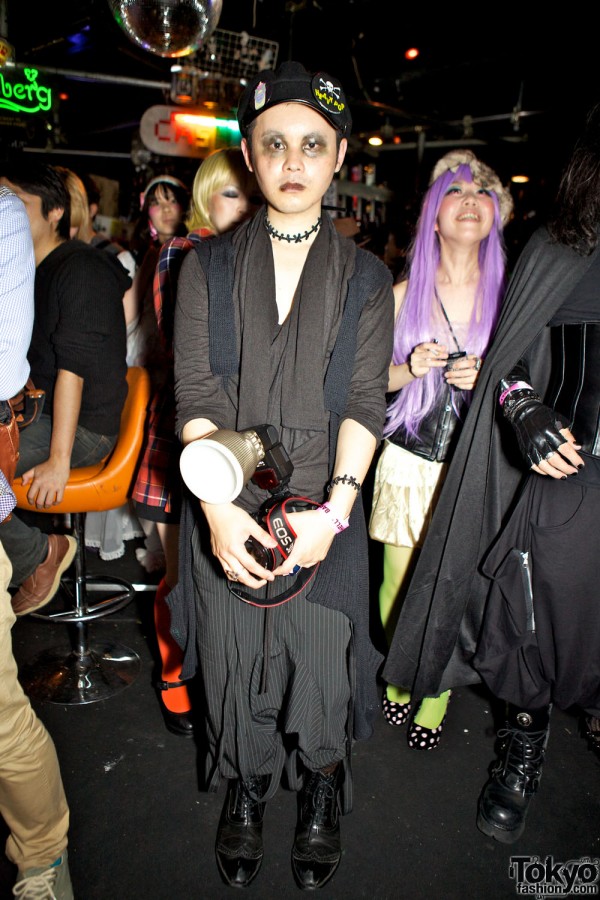 Ray at Heavy Pop