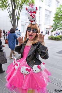 Lady Gaga Fan Fashion in Japan (82)
