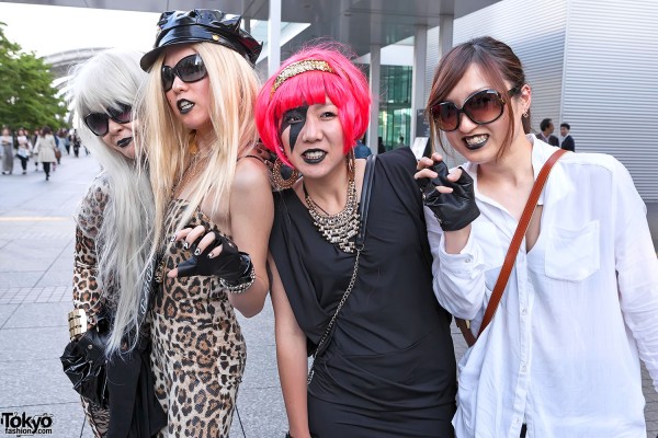 Lady Gaga Fan Fashion in Japan (143)