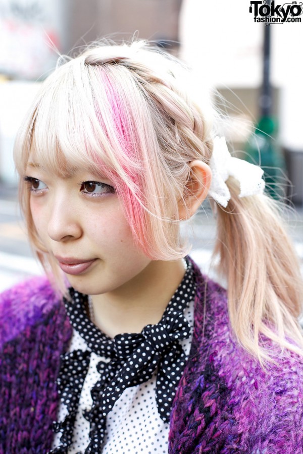 Pink-streaked Blonde Hair in Harajuku