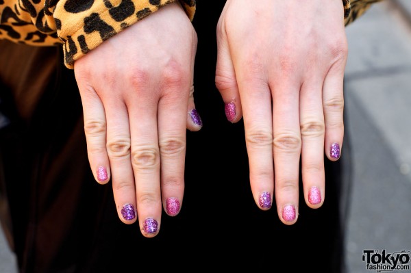 Pink & purple glitter nails