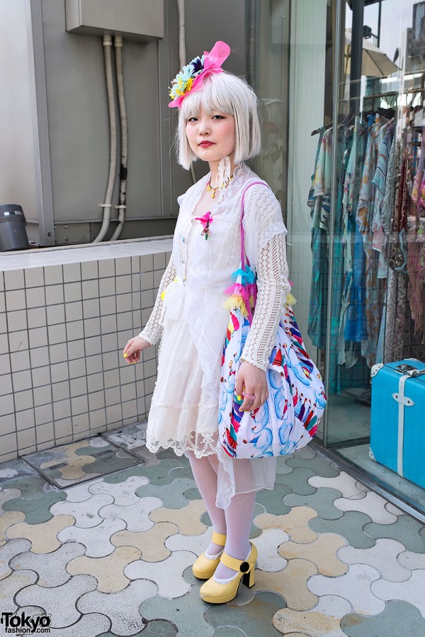 Whimsical Harajuku Fashion w/ Giraffe Hat, Jet, Flowers & Lace