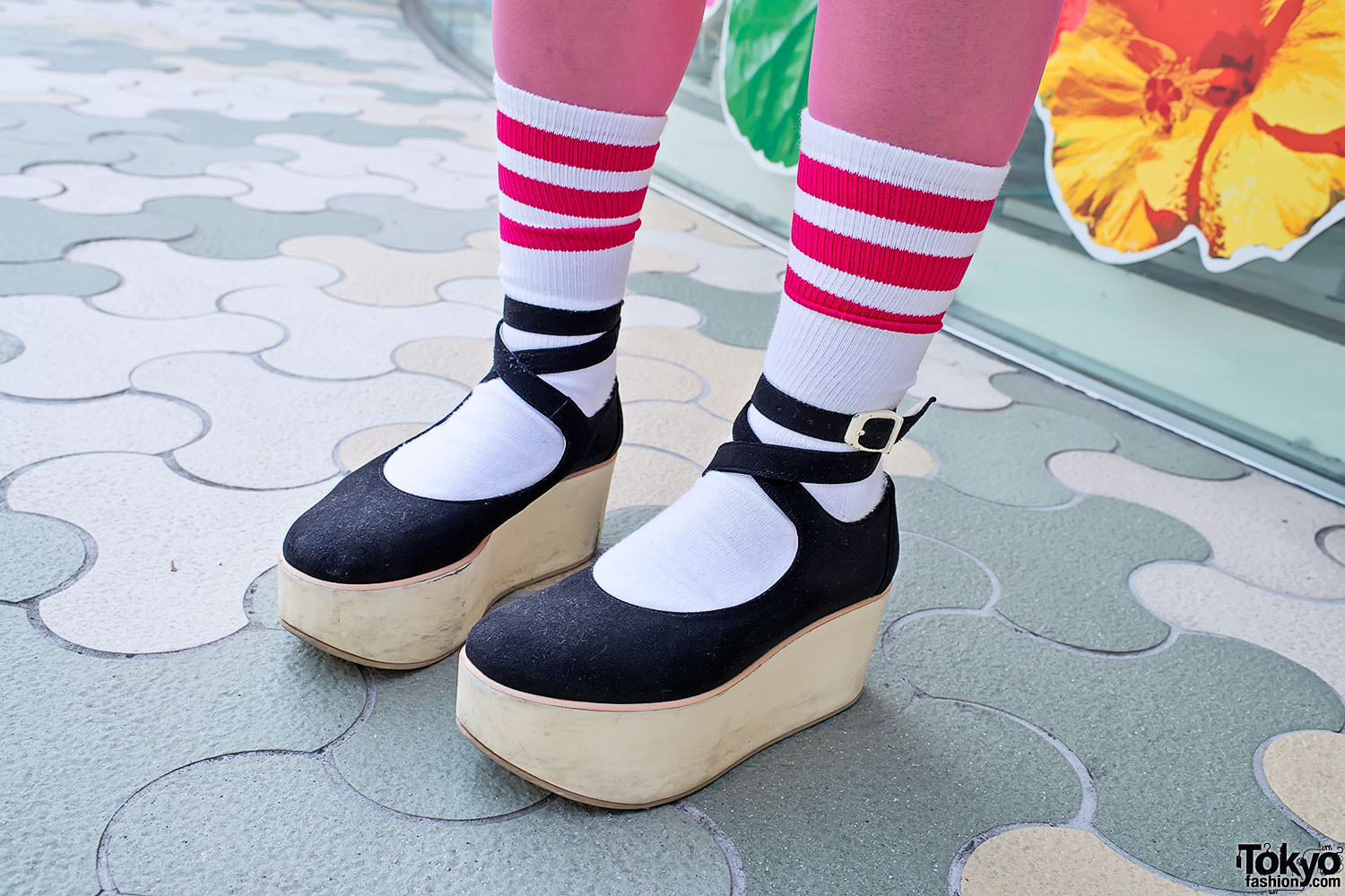 Tokyo Bopper Shoes & Striped Socks – Tokyo Fashion