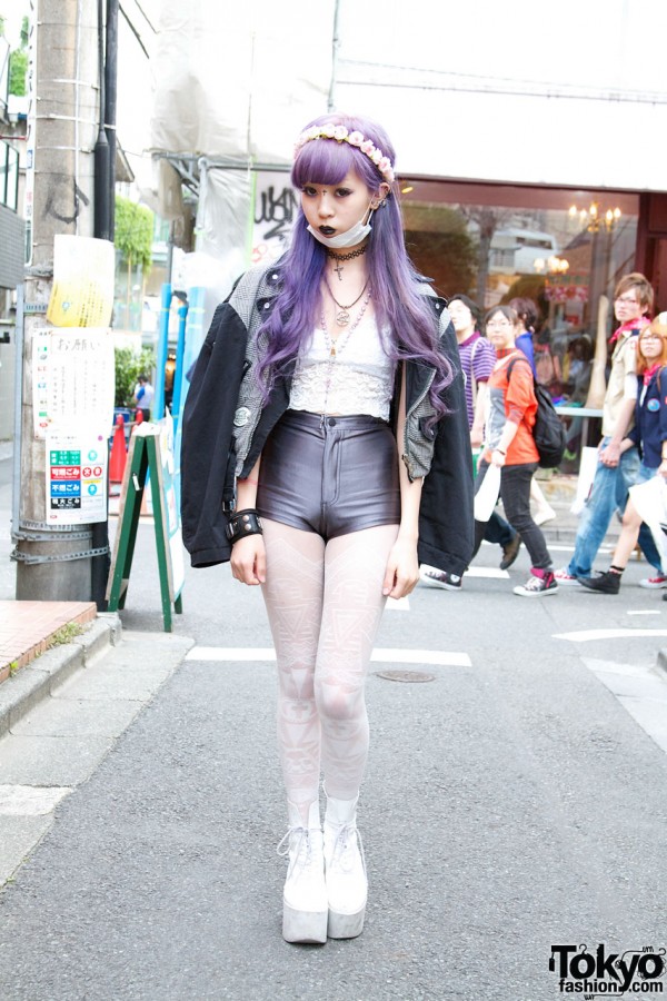 Juria’s Lavender Hair, Choco Moo Tights & Tokyo Bopper in Harajuku