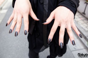 Goth guy w/ black nails