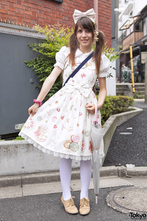 Harajuku Fashion Walk Street Snaps 11 (47)