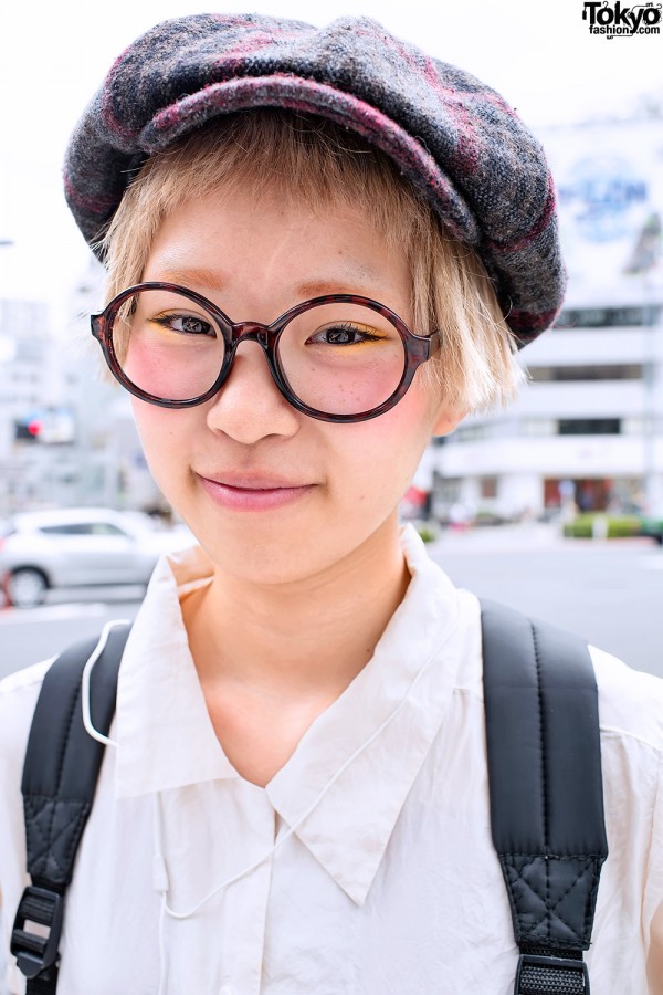 Round Glasses & Newsboy Hat in Harajuku