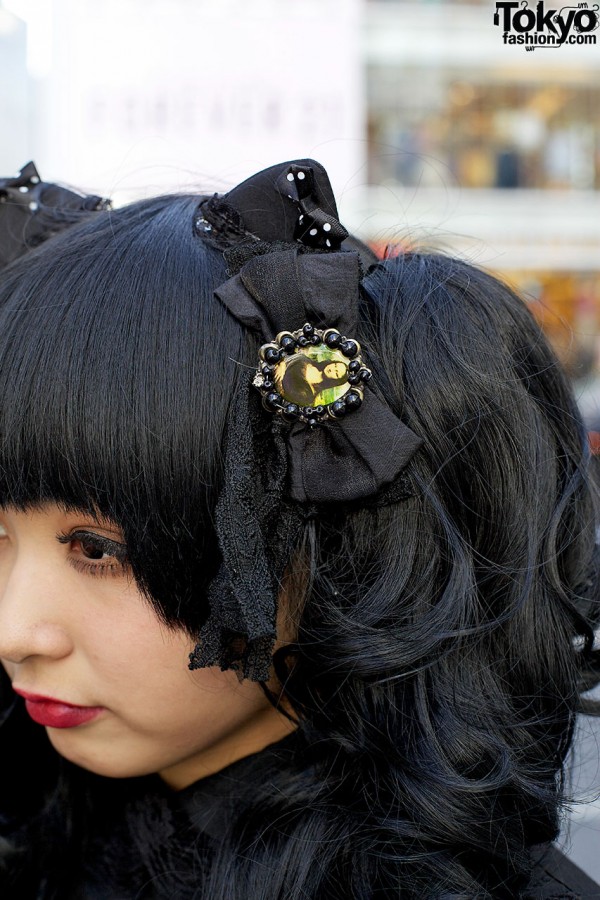 Vintage-style Gothic Hair Clip