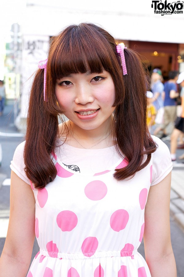 Cute Twintail Hairstyle in Harajuku