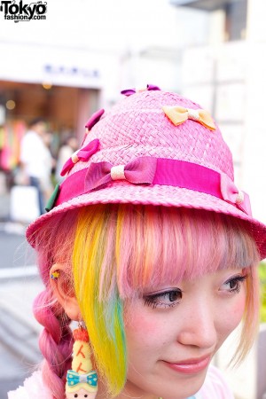 Kumamiki w/ Rainbow Hair, Bows & Cute Party Baby Shrimp in Harajuku ...