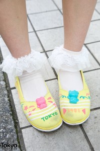 Cute Hello Kitty Shoes from Melon