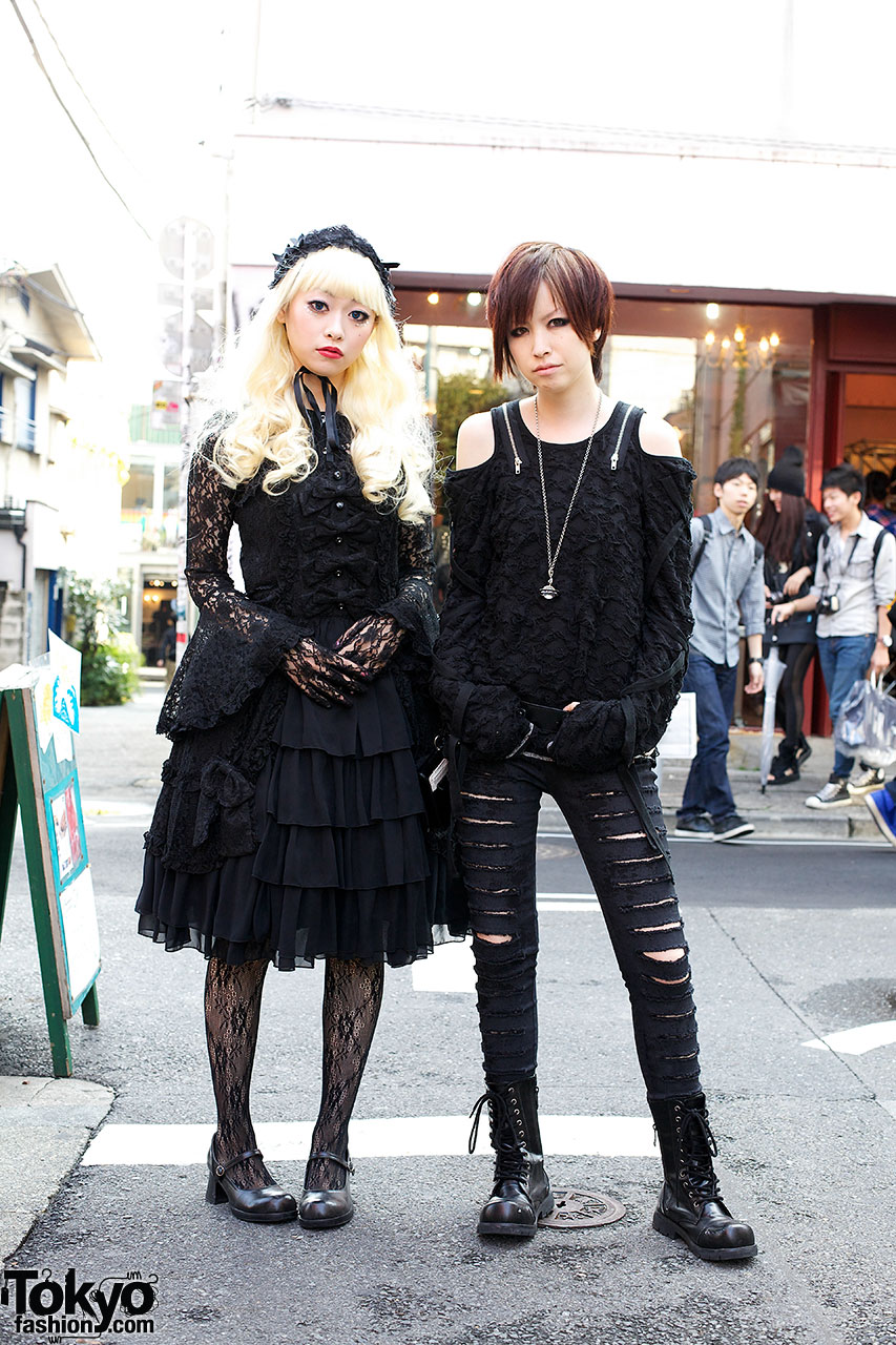 Gothic Harajuku Fashion w/ Algonquins & Metamorphose Black Lace.
