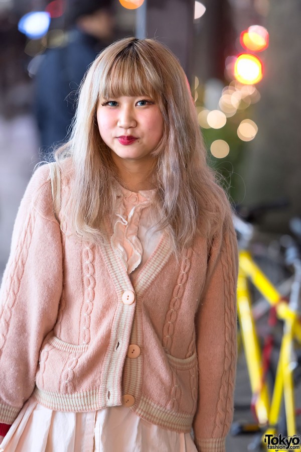Layered Look w/ Pretty Colors, Cardigan & Red Bow Shoes in Harajuku ...