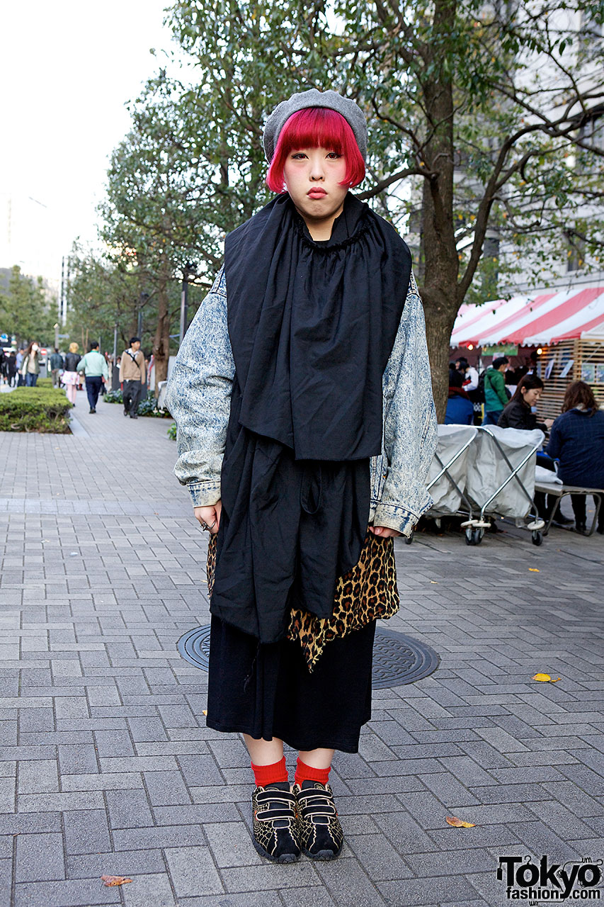 Acid Wash Jacket, Dinosoles, Moussy Skirt & Monomania in Shinjuku ...