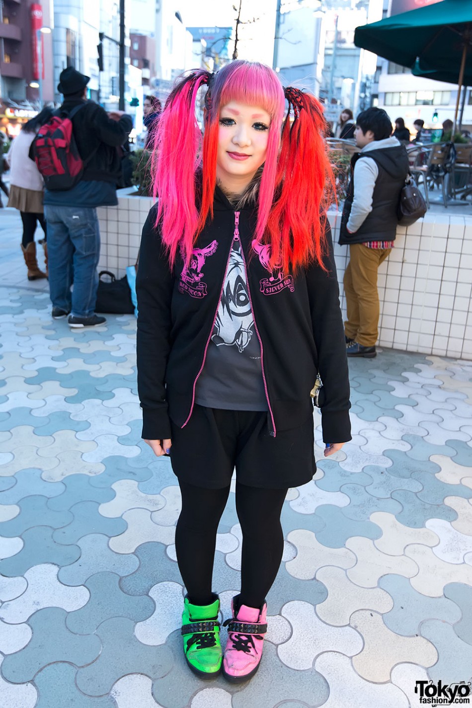 Maimai’s Neon Hair, Glay Hoodie & Colorful Sneakers in Harajuku – Tokyo