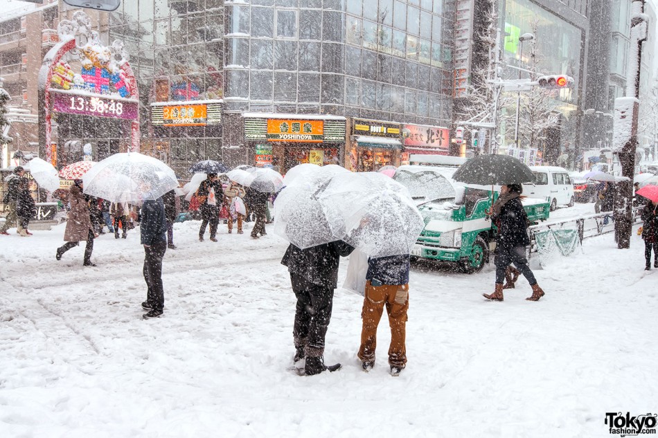 Snow in Harajuku & Shibuya on Coming of Age Day 2013 – Pictures & Video ...