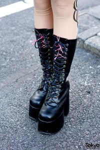 Harajuku Rock Chic w/ G2? Tutu, Dip Dye Hair & Platform Boots – Tokyo ...