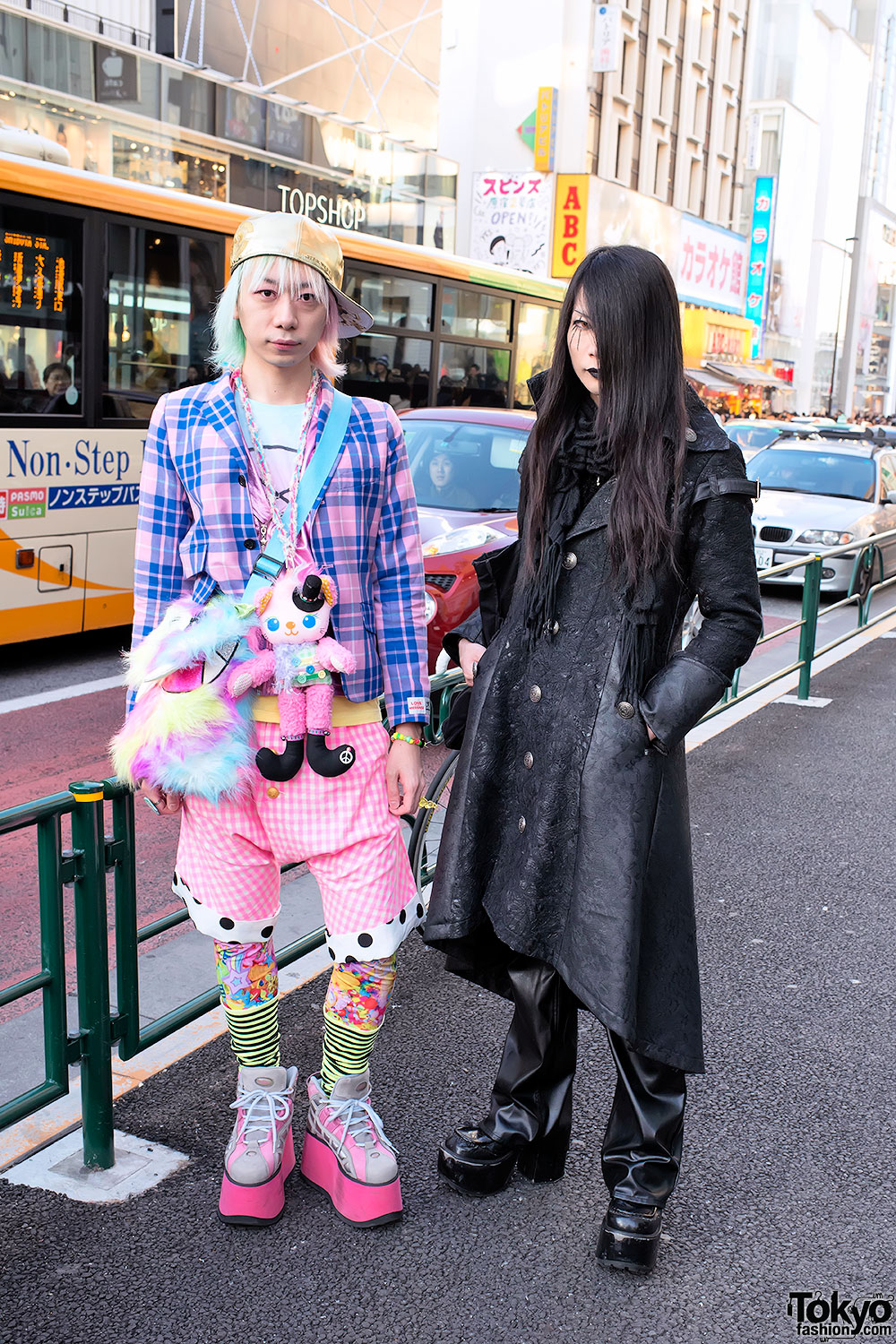 Goth vs kawaii