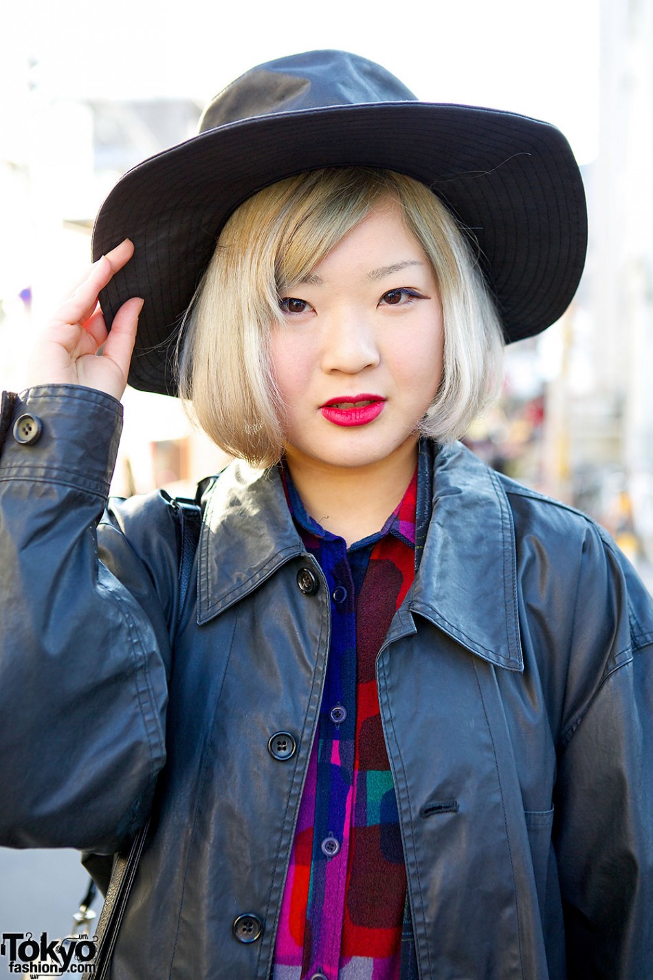 Tokyo Girls in Dazzlin & Comme des Garcons w/ Rocking Horse Shoes ...