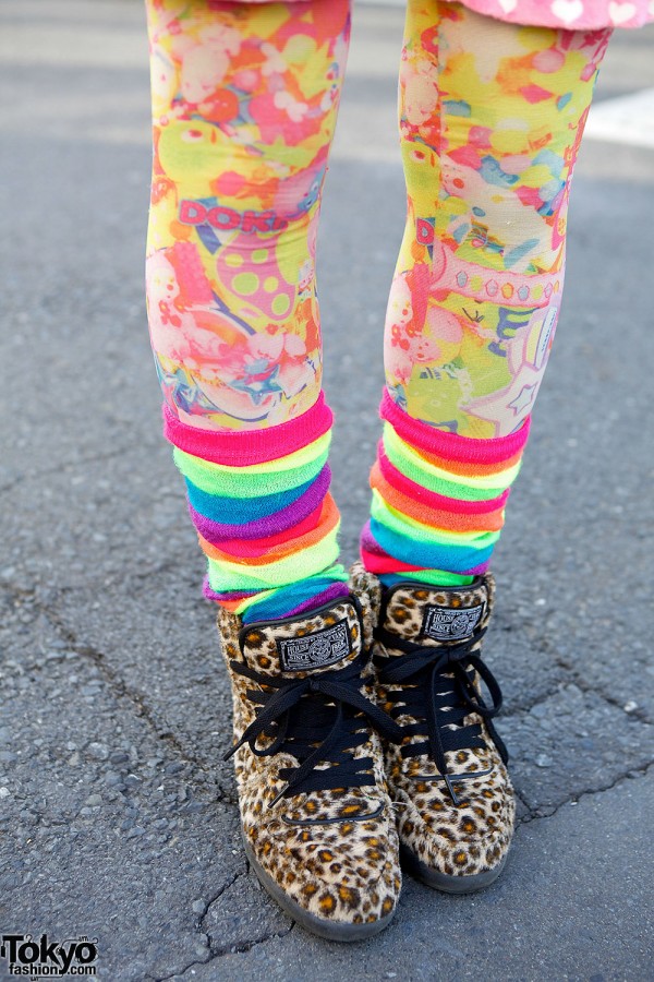 6%DOKIDOKI tights & rainbow socks
