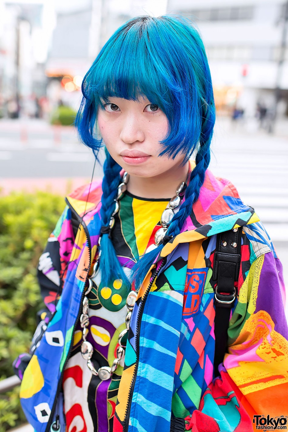 Blue Braids, Colorful Prints & Tokyo Bopper in Harajuku – Tokyo Fashion