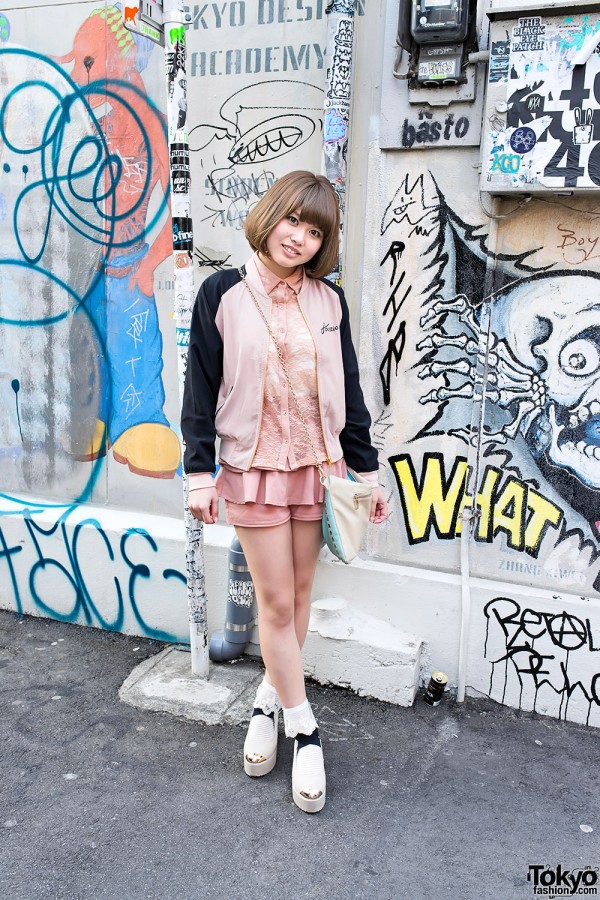 Cute Peach Fashion w/ Jouetie Jacket & Lace in Harajuku