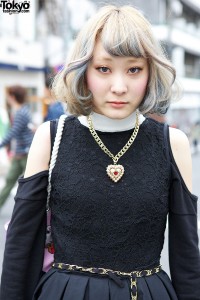 Blonde gray short hairstyle