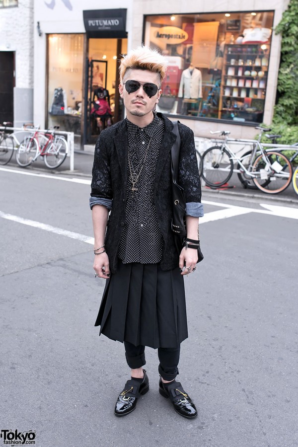 Alice Black Designer w/ Dripping Sunglasses & Silver Skulls Jewelry in Harajuku