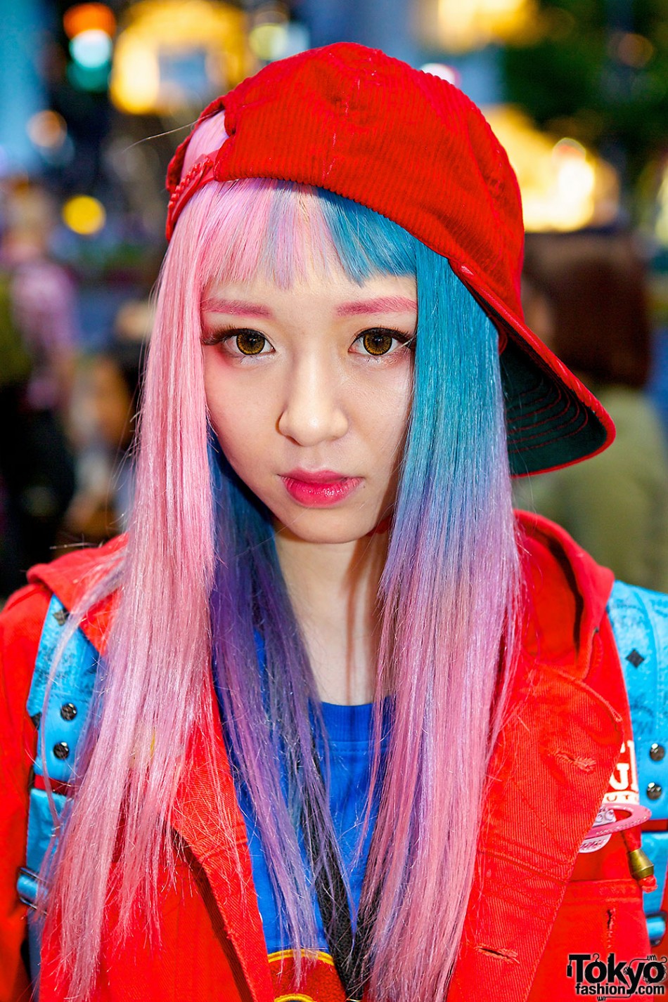 Eva Cheung in Harajuku w/ Pink-Blue Hair, Dee & Ricky Sneakers ...