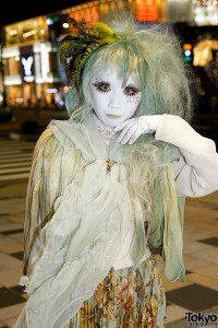 Night Time Shironuri Hair and Makeup