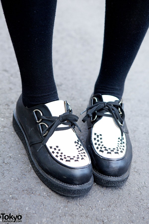 Black and White Creepers