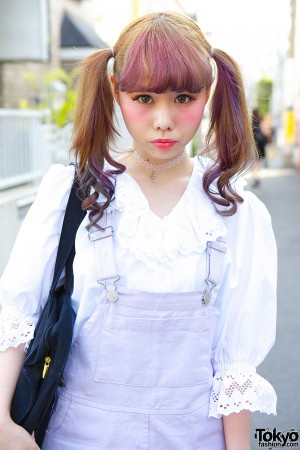 Kawaii Harajuku Style W  Ombre Twintails, Fishnet Thigh Highs & Candy 