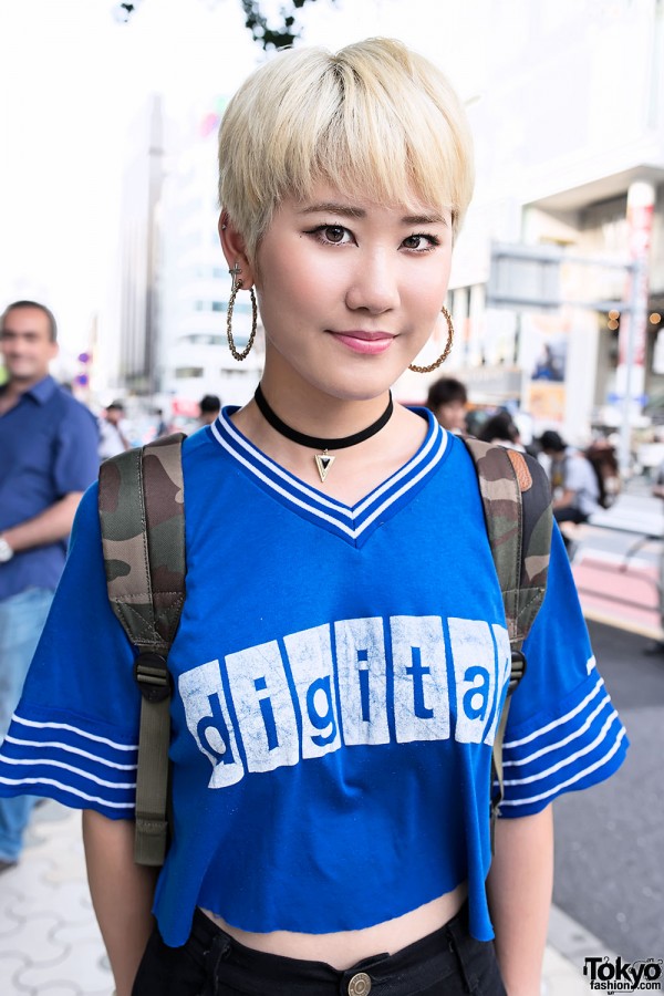 Blonde Pixie Cut Hairstyle in Harajuku