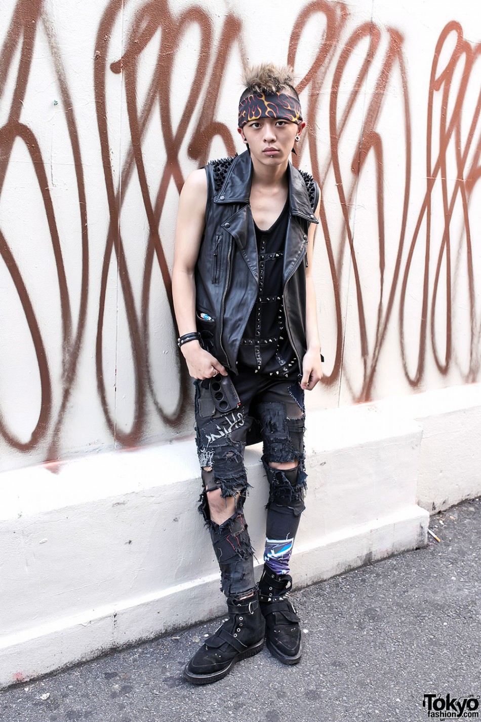 Harajuku Punk Style w/ Mohawk, Leather Vest, Creepers & Ripped Jeans ...