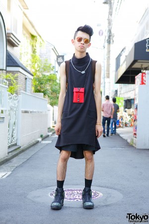 Harajuku Guy w/ Cool Shaved Hairstyle, Sise Top & Nike Sneakers – Tokyo ...