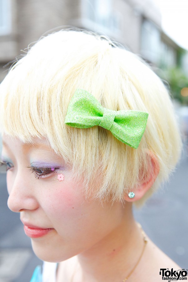 Blond Hair Green Bow