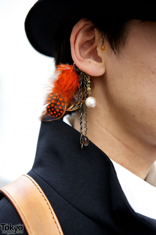 Feather Earring in Harajuku