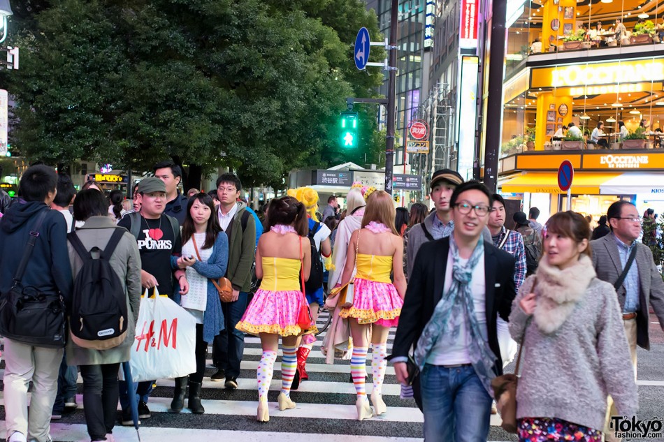 Halloween in Japan – Shibuya Street Party Costume Pictures – Tokyo Fashion