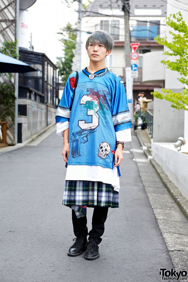 Oversized NFL Jersey, Plaid & Spike Necklace in Harajuku