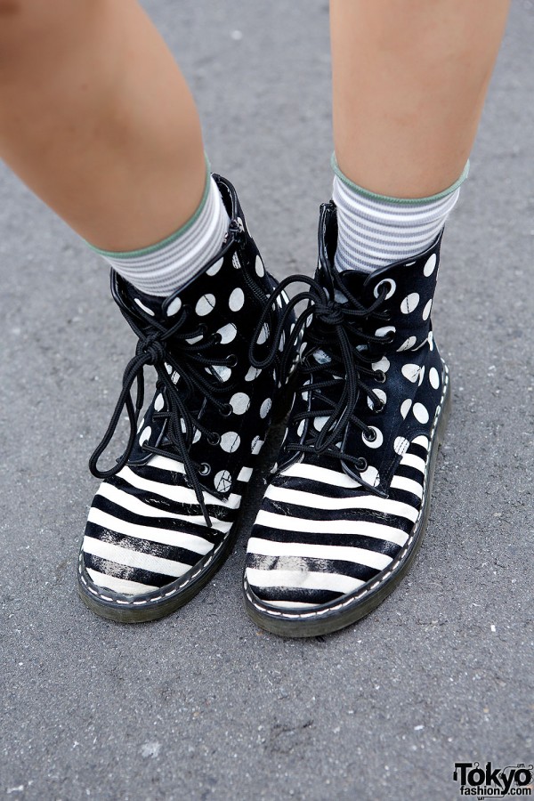 24 Footwear Stripes & Dots Boots