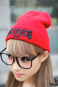 Gyaru in Red Beanie & Glasses