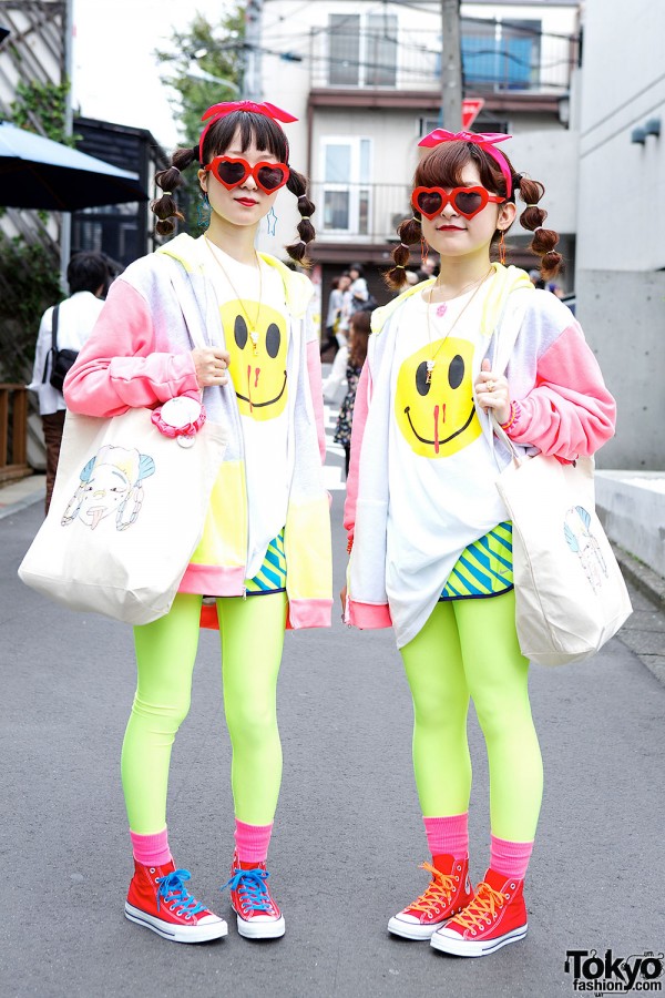 Hennyo Girls in Harajuku