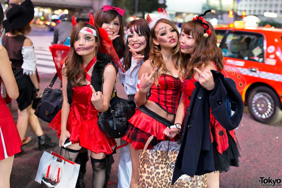 Japan Halloween Costumes Pictures & Video From Tokyo!