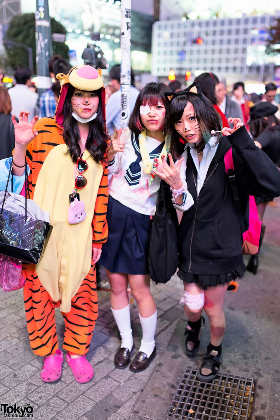 Japan Halloween Costumes (60) – Tokyo Fashion