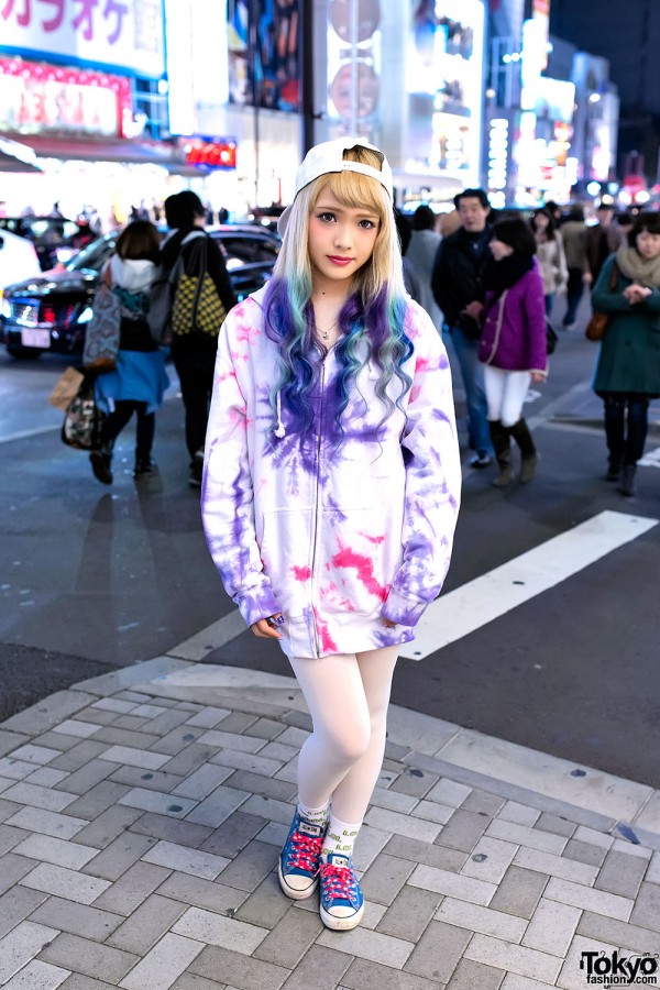 Dip Dye Hair & Tie Dye Hoodie in Harajuku