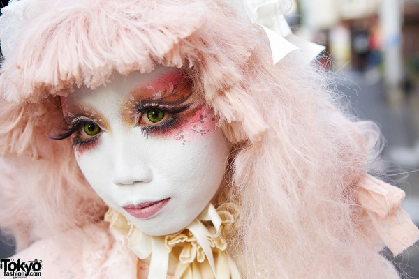 Pink Shironuri Makeup
