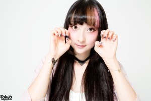 RinRin Doll's Sweet Pink & Brown Makeup