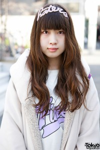 Harajuku Girl in Nice Claup Sweatshirt