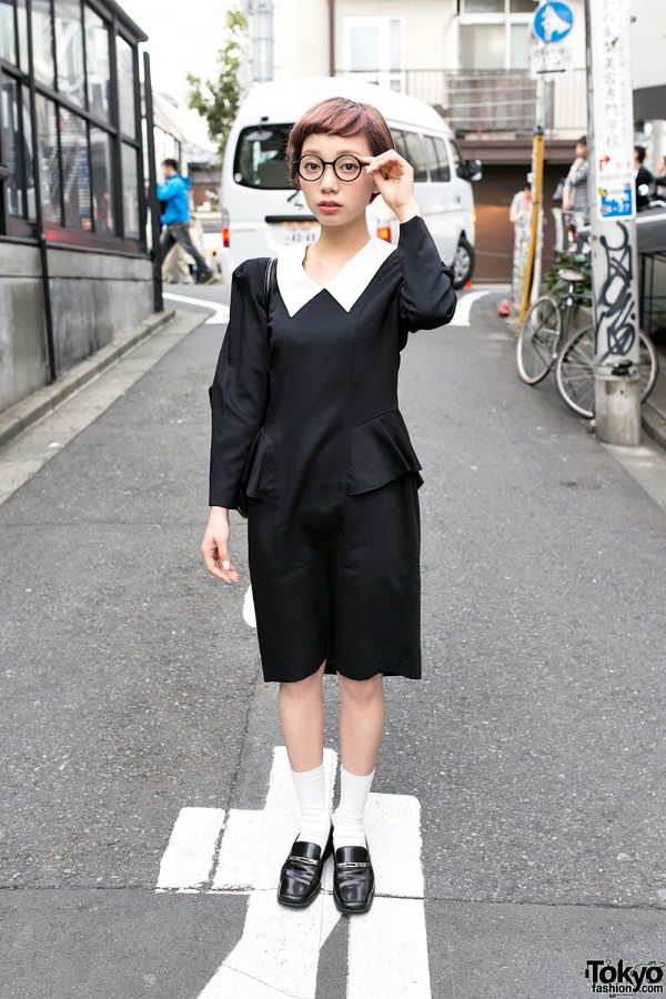 Cute Short Hairstyle, Round Glasses & Peter Pan Collar Dress in Harajuku