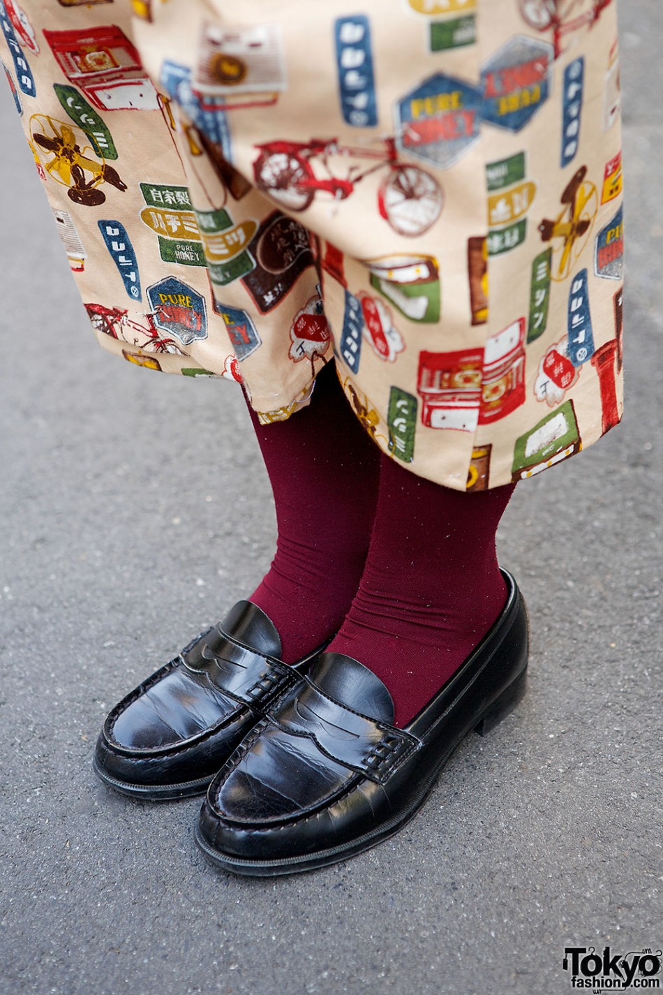 Harajuku Girls in Kimonos w/ Handmade Items & Dr. Martens – Tokyo Fashion